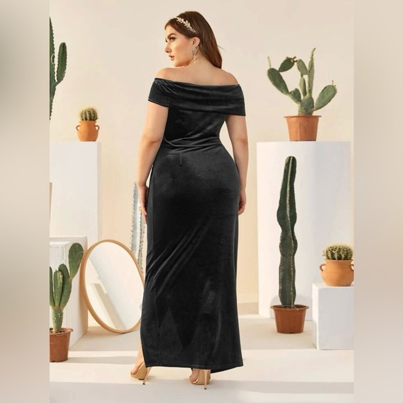 Velvet Evening Dress - Picture 2 of 5